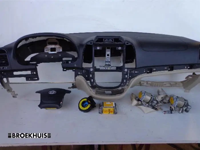 Airbag set + dashboard Hyundai Santafe