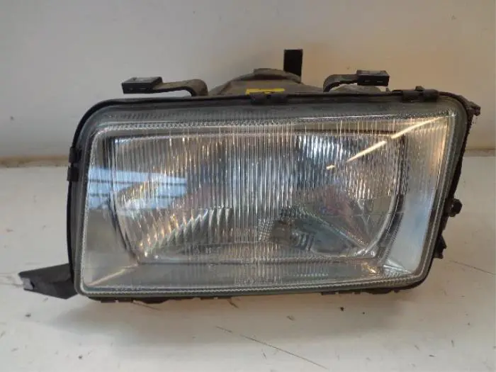 Headlight, left Audi 80