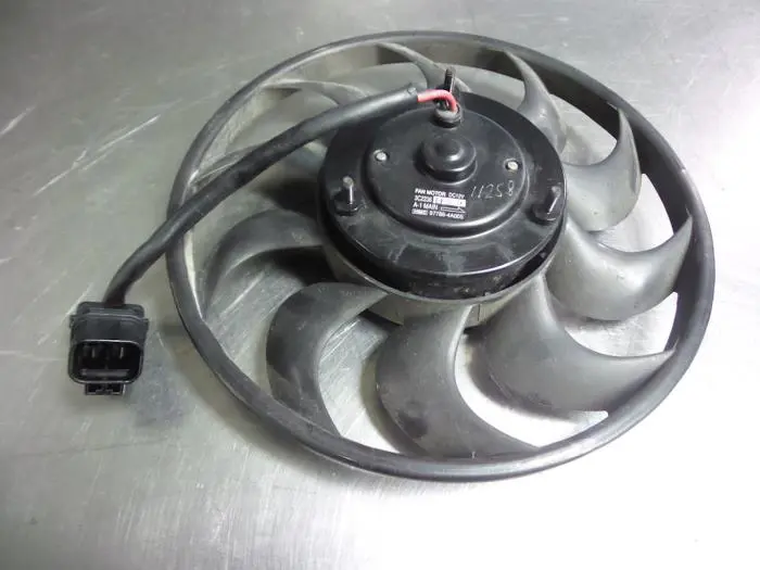 Air conditioning cooling fans Hyundai Satellite