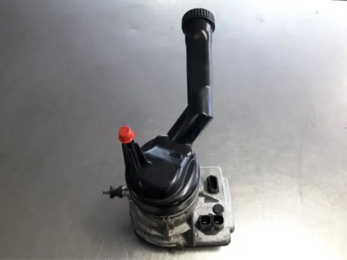 Power steering pump Peugeot 308