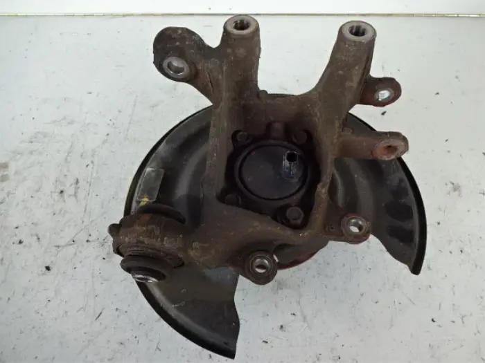 Knuckle, rear right Lexus CT 200h