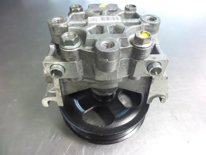 Power steering pump Ford Transit Connect