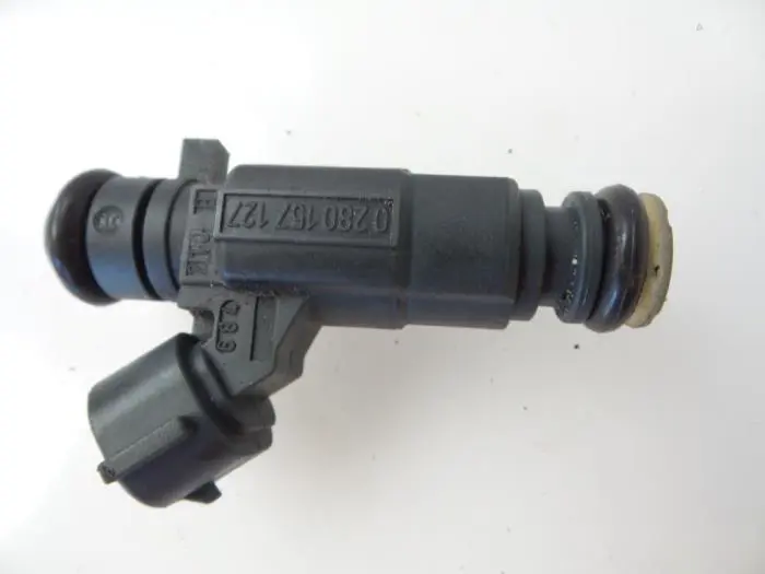 Injector (petrol injection) Peugeot 208
