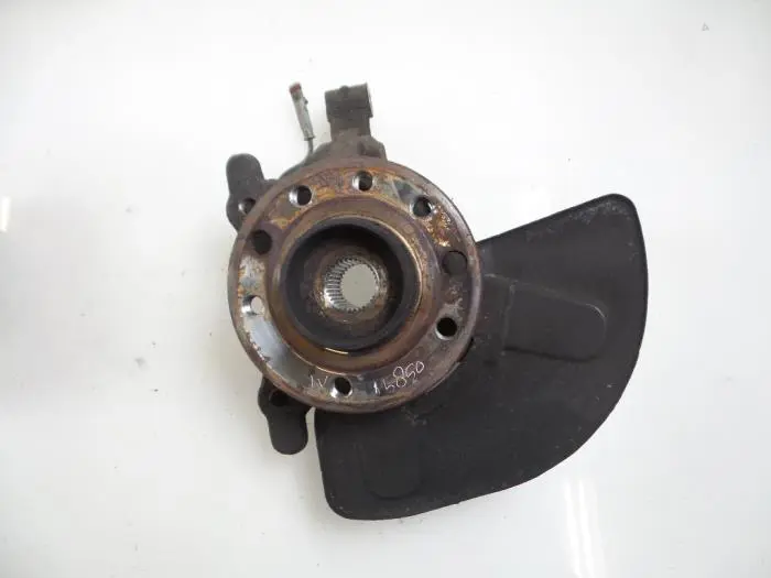 Knuckle, front left Opel Zafira C