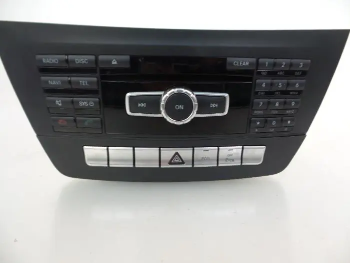 Radio CD player Mercedes C-Klasse