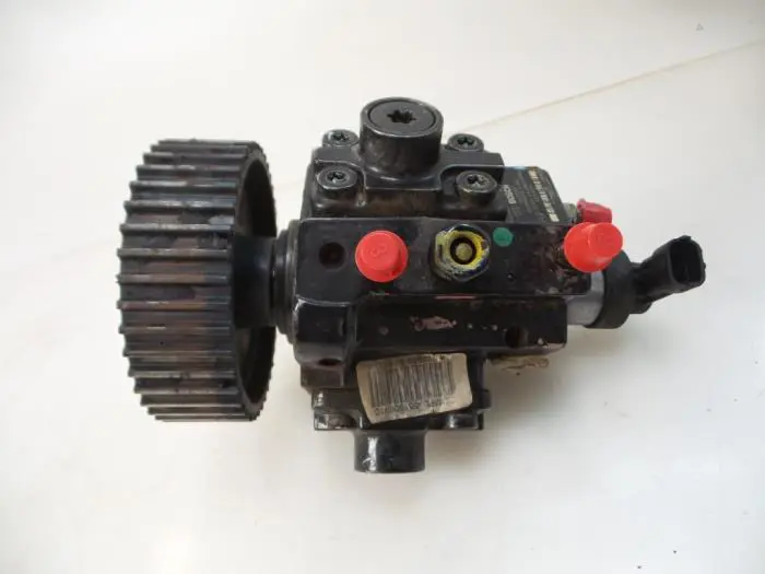Mechanical fuel pump Saab 9-3 03-