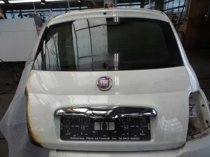 Tylna klapa Fiat 500