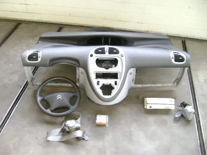 Airbag set + dashboard Citroen Xsara Picasso