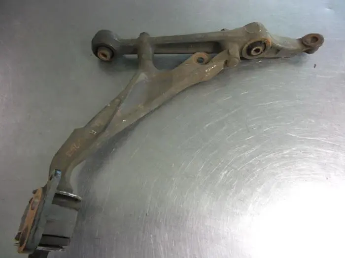 Front wishbone, right Rover 200