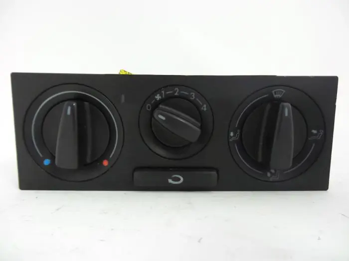 Heater control panel Volkswagen Passat