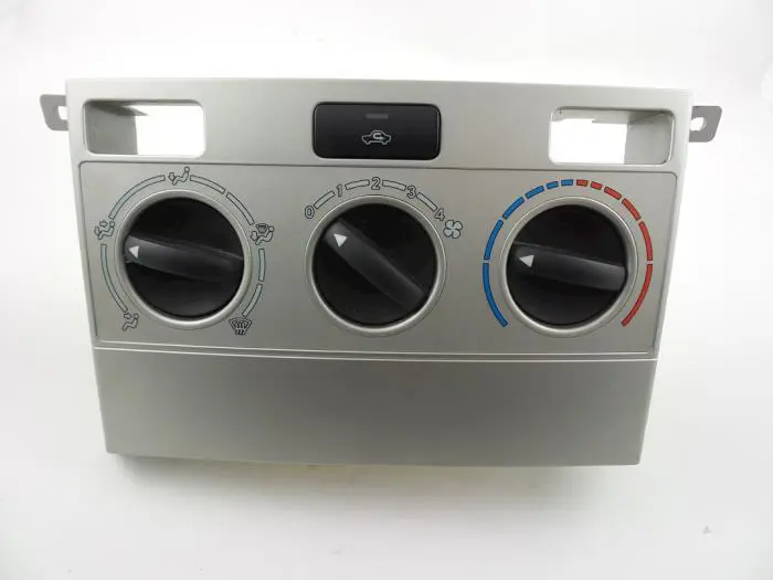 Panel de control de calefacción Toyota Corolla Verso