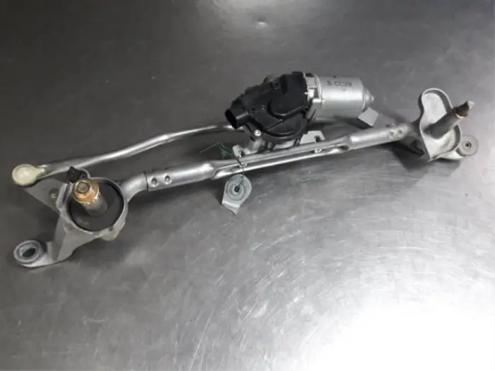Silnik i mechanizm wycieraczki Mazda 5.