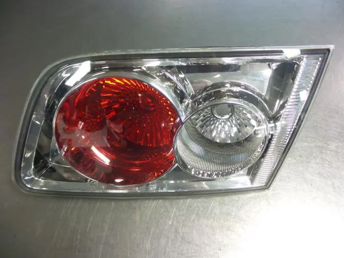 Tylne swiatlo pozycyjne prawe Mazda 6.