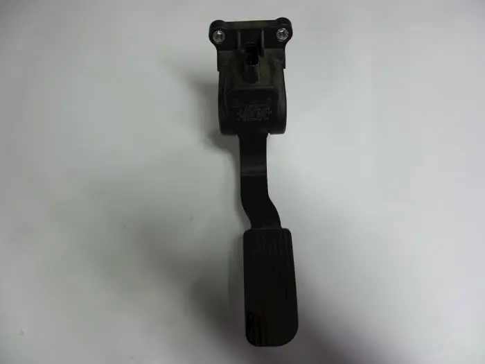 Accelerator pedal Volkswagen Crafter