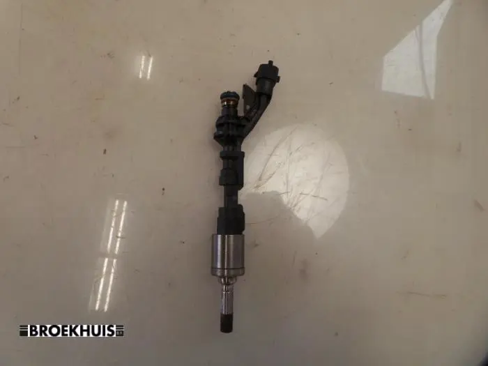 Injector (petrol injection) Volvo V60