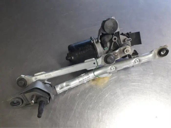 Wiper motor + mechanism Peugeot 107