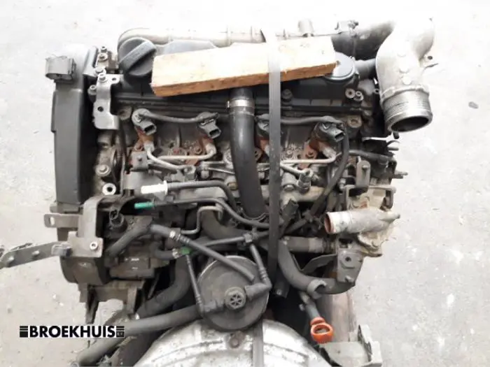 Engine Peugeot 806
