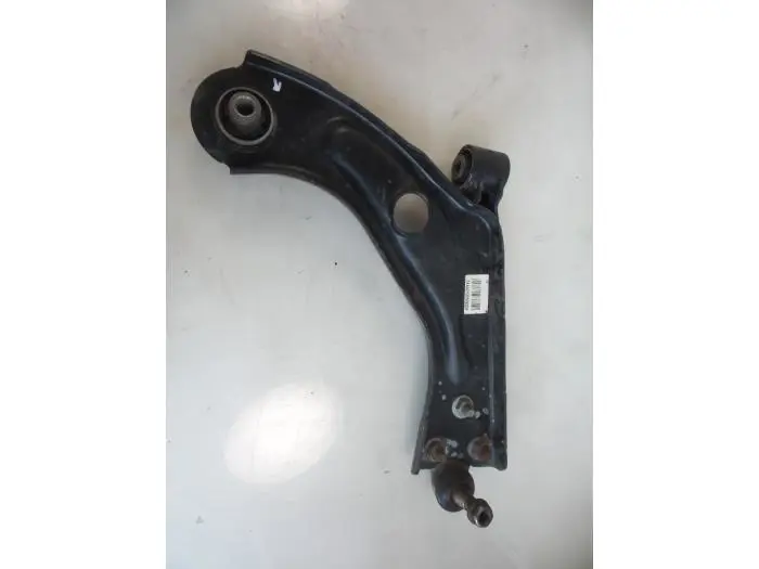 Front wishbone, right Peugeot 308