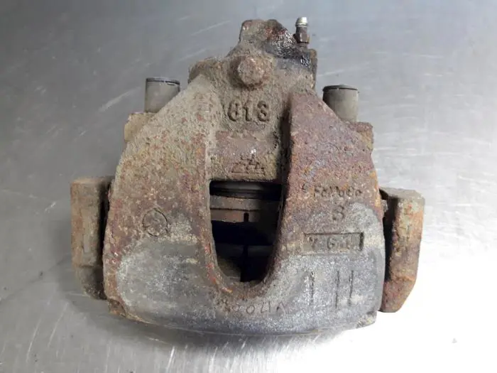 Front brake calliper, left Mazda 5.