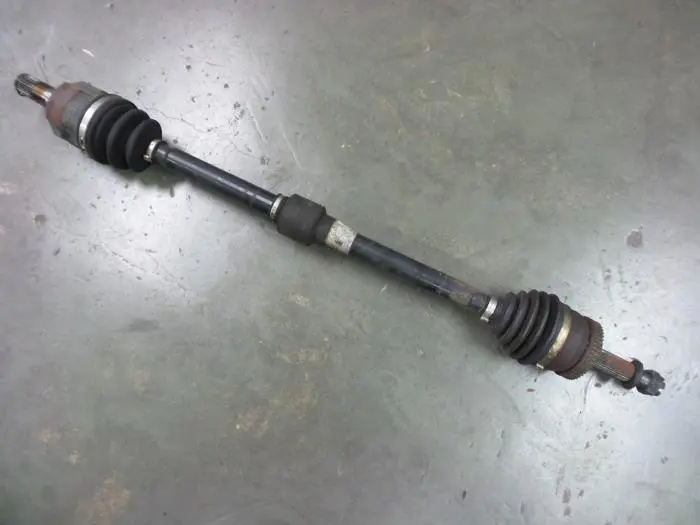 Front drive shaft, right Kia Carens
