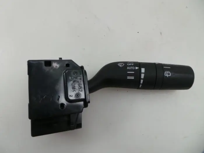Interruptor de limpiaparabrisas Mazda 3.