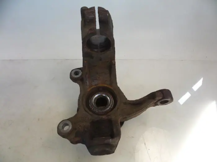 Knuckle, front right Volvo V70