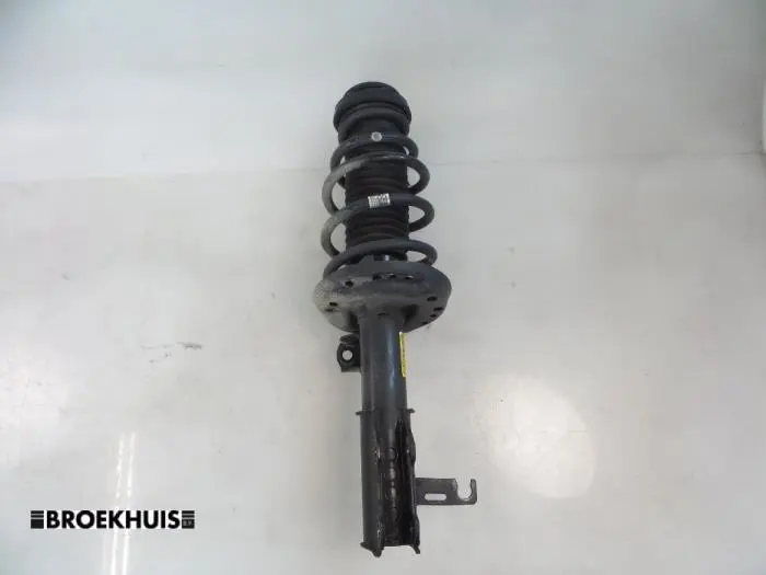 Front shock absorber rod, right Opel Zafira C