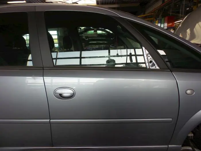 Drzwi prawe przednie wersja 4-drzwiowa Opel Meriva