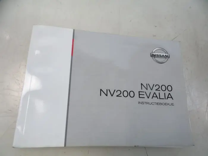 Livret d'instructions Nissan NV200
