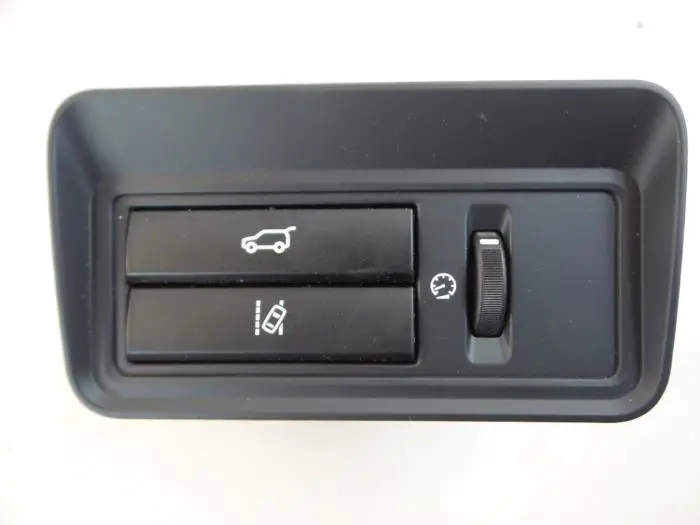 Tailgate switch Landrover Range Rover