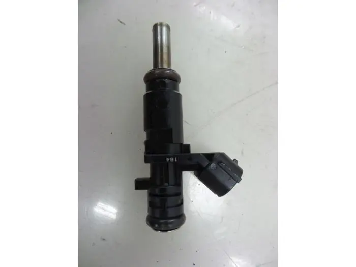 Injector (petrol injection) Peugeot 308