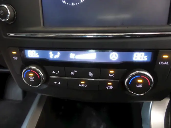 Heater control panel Renault Kadjar