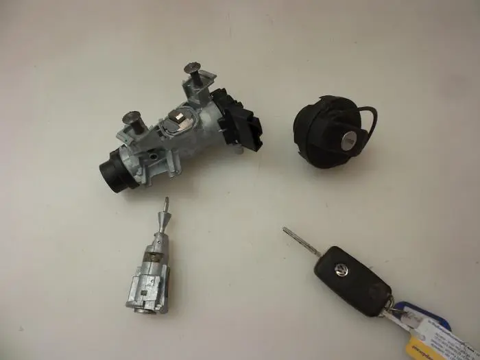 Set of cylinder locks (complete) Volkswagen UP